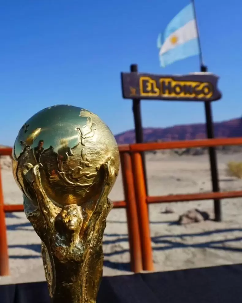 Los trofeos que se trajo la Scaloneta ya están en tierra de Dinosaurios