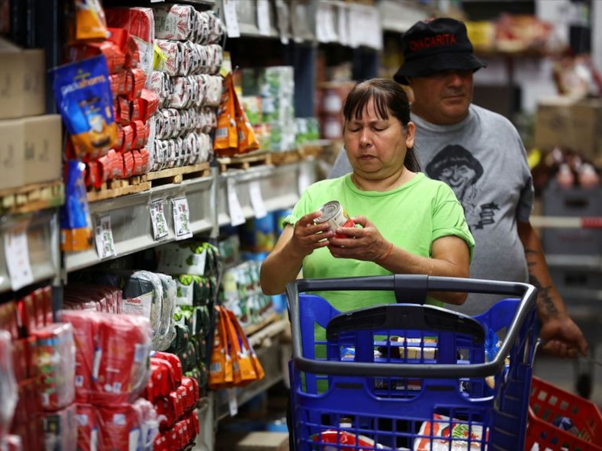 Inflación: la suba de alimentos persiste en marzo y el IPC podría superar al 2,4% de febrero