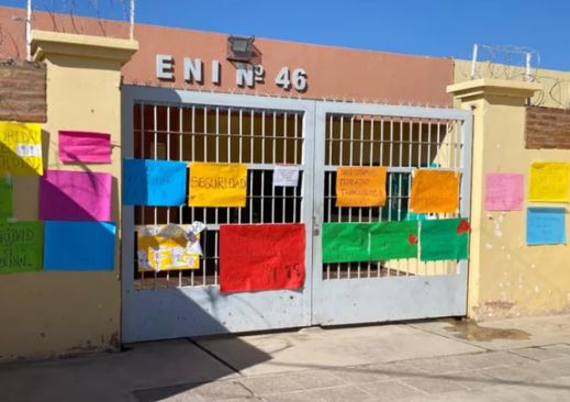 Por inseguridad docentes reducen la jornada escolar