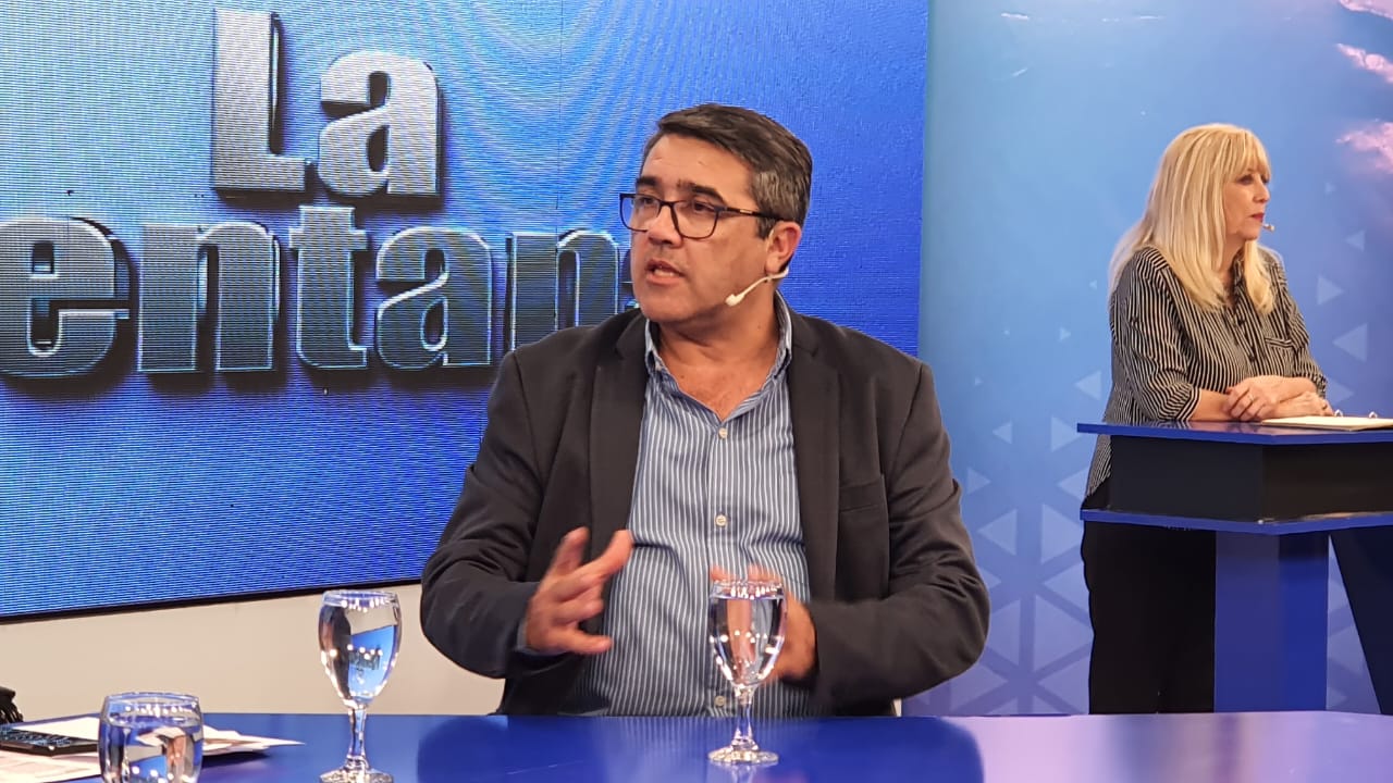 Se posterga el tratamiento de la ley de transporte y el Gobierno cuestionó a la oposición: «defienden el monopolio»