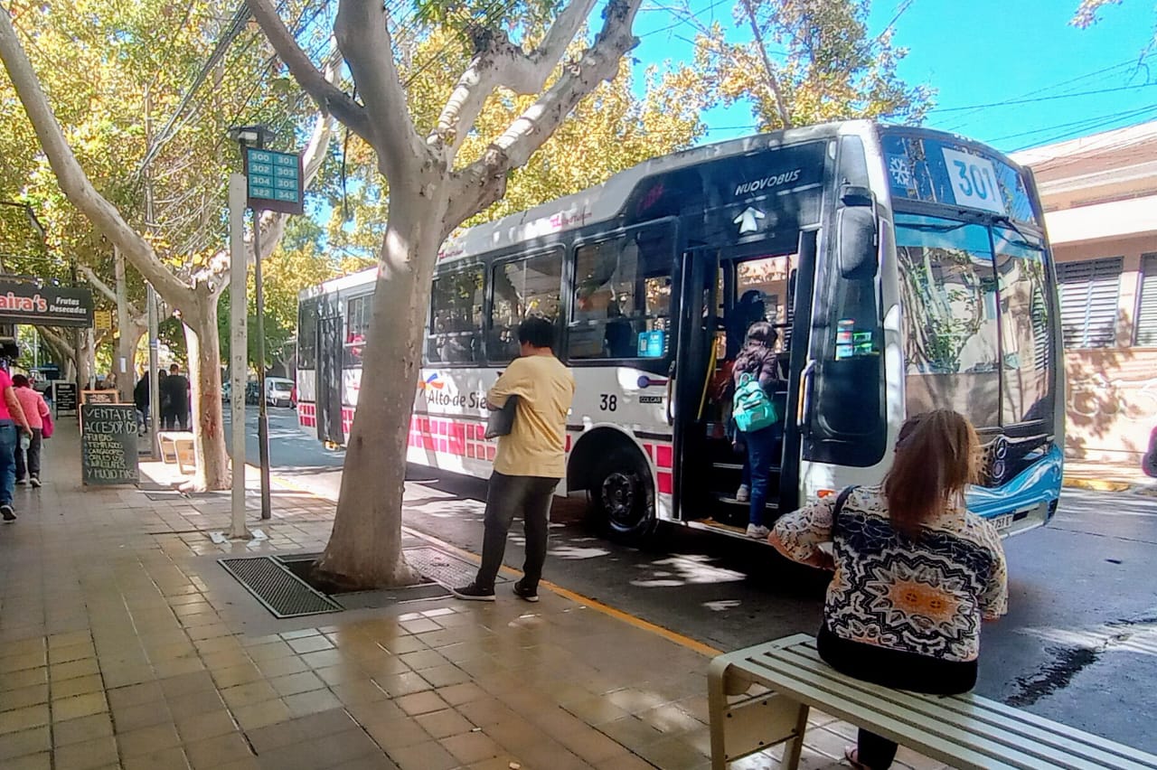 Jornada de paro de la CGT en San Juan: casi sin impacto y con gran actividad en las calles