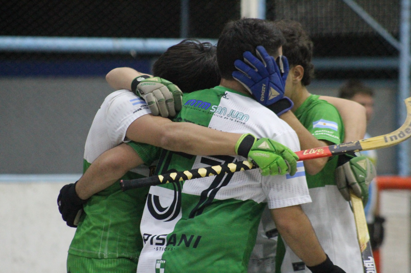 Hockey Sobre Patines: Hispano “B” y Estudiantil los punteros de la segunda división del hockey
