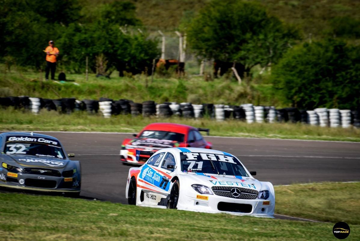 Cinco sanjuaninos corren con el Top Race en San Nicolás