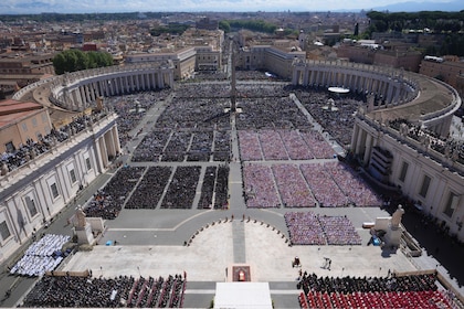 Comenzaron los días de duelo oficial en el Vaticano hasta el Cónclave: ¿Qué son los Novendiales?