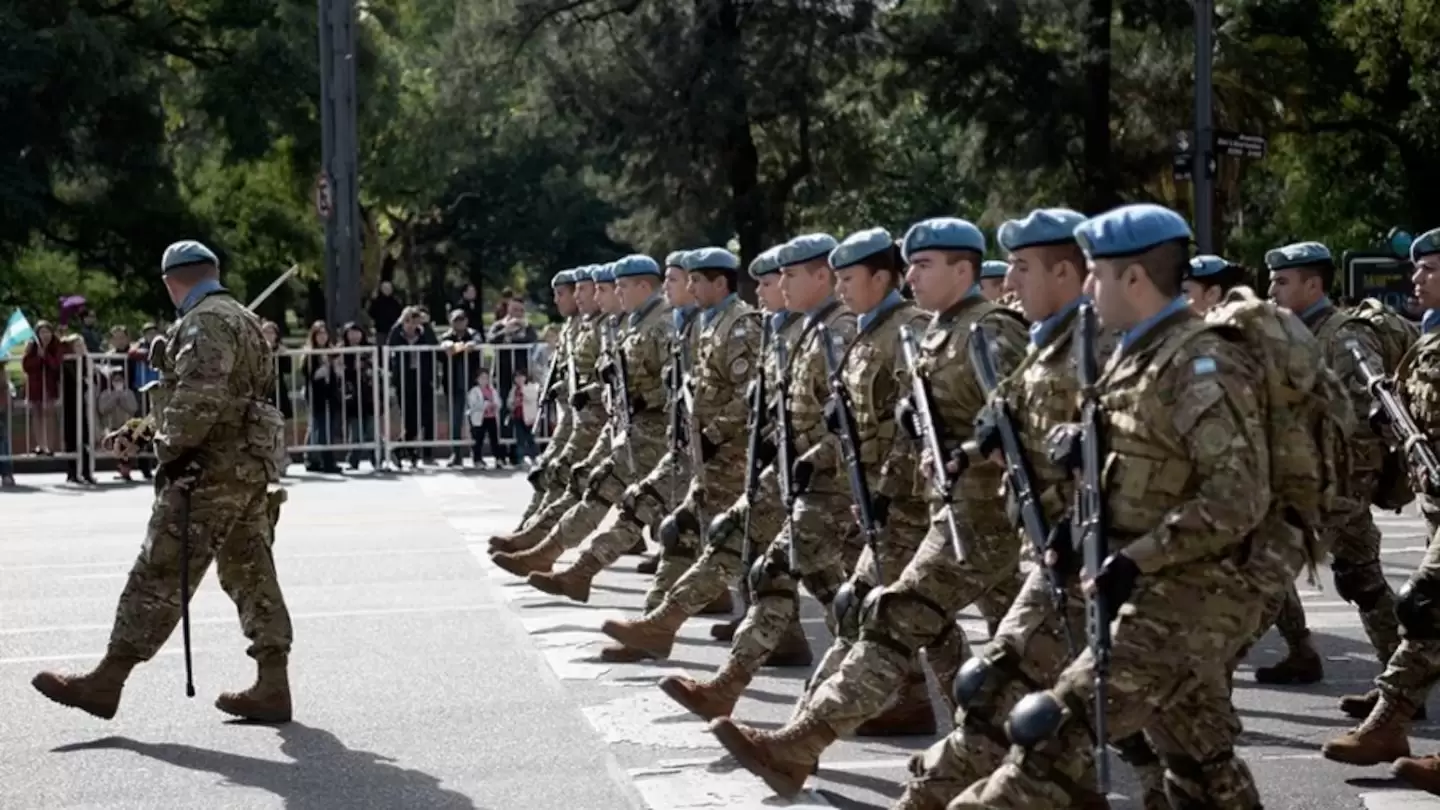 El Gobierno implementará el Servicio Militar Voluntario para jóvenes de entre 18 y 28 años