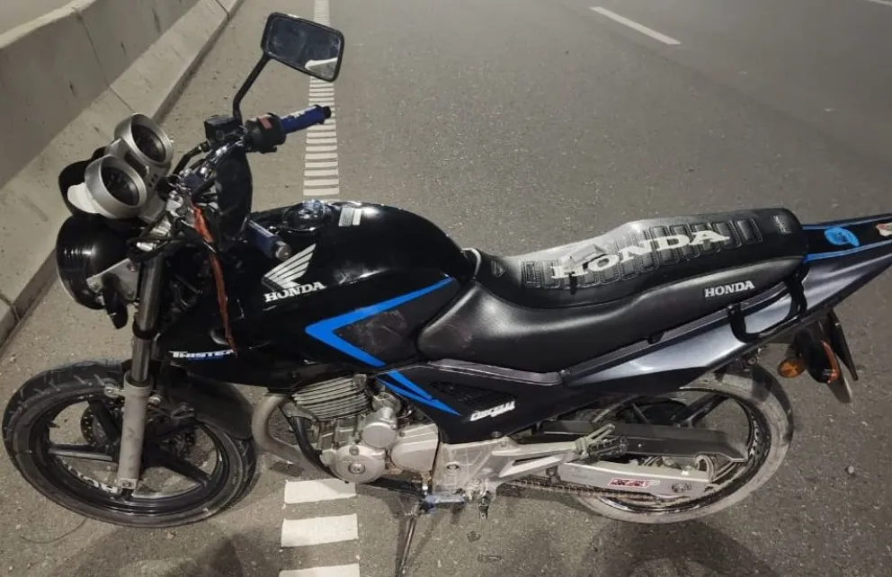 Un motociclista murió en Pocito, tras estrellarse contra un separador de hormigón: Ya fue identificado