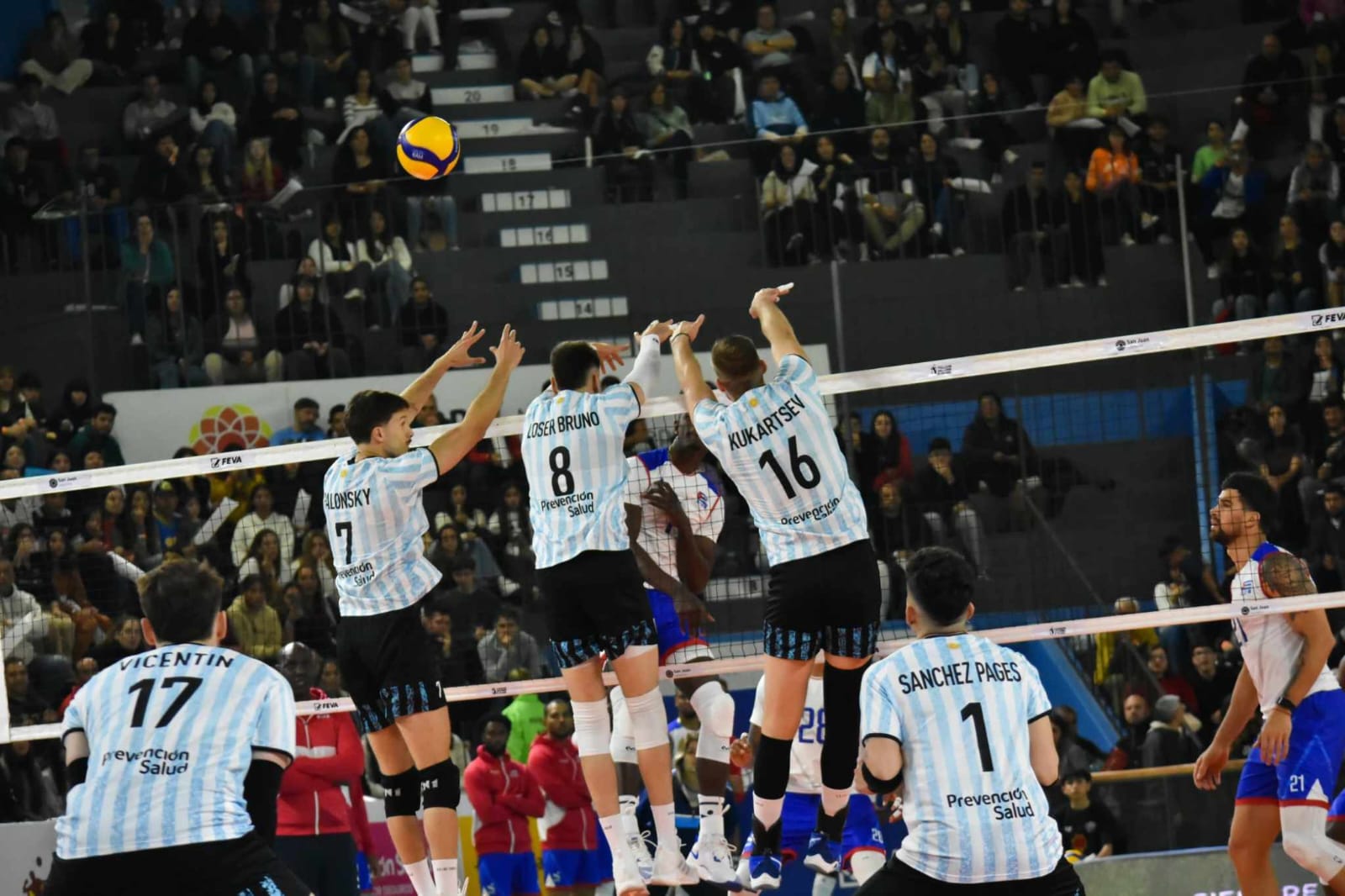 Vóley: Argentina juega su segundo amistoso ante Cuba