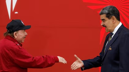 Aseguran que Maduro estaría planeando fugarse con su familia a Nicaragua