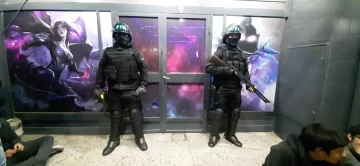 Unas cinco personas quedaron detenidas tras ser descubiertas vendiendo droga en un ciber como pantalla