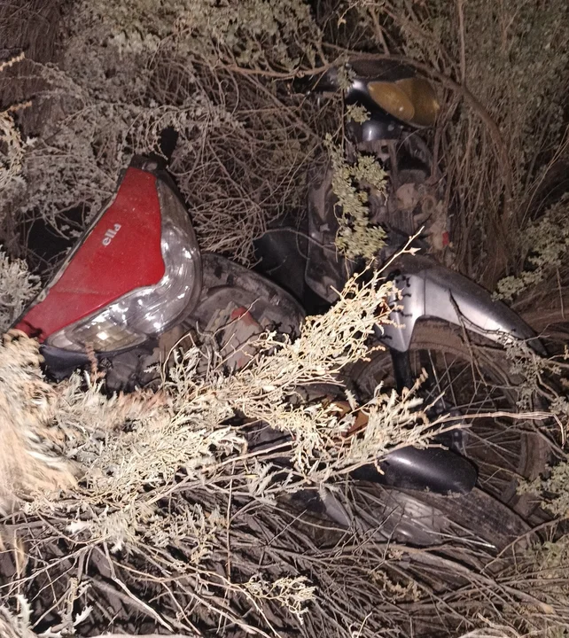 Efectivos policiales encontraron motos robadas escondidas entre yuyos y ramas en Pocito