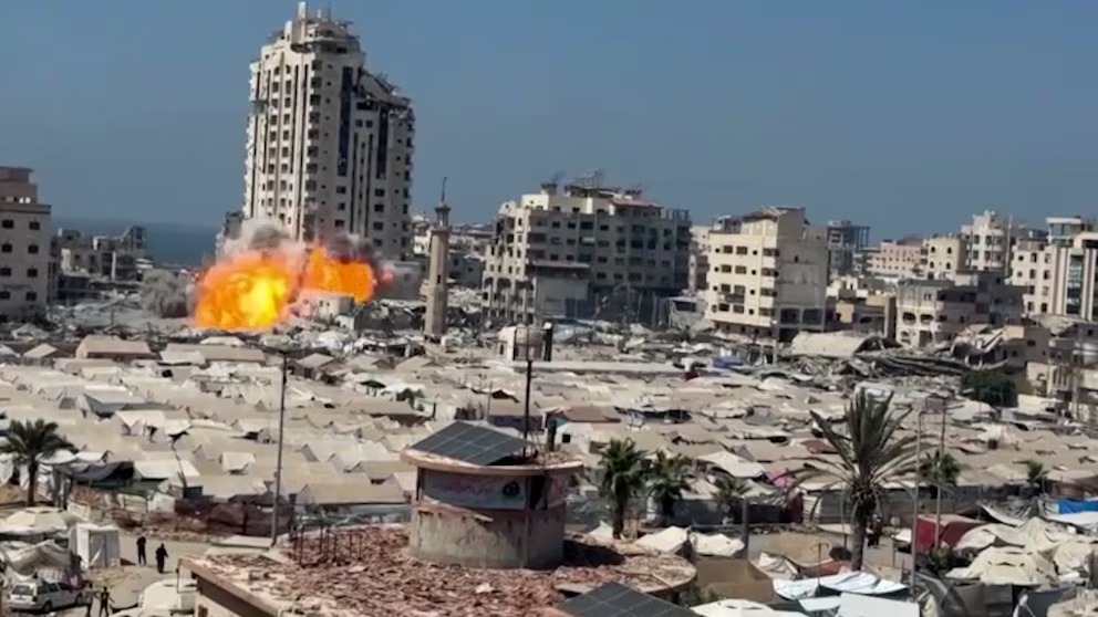 Israel bombardeó uno de los edificios señalados como centro de operaciones de Hamas en Ciudad de Gaza
