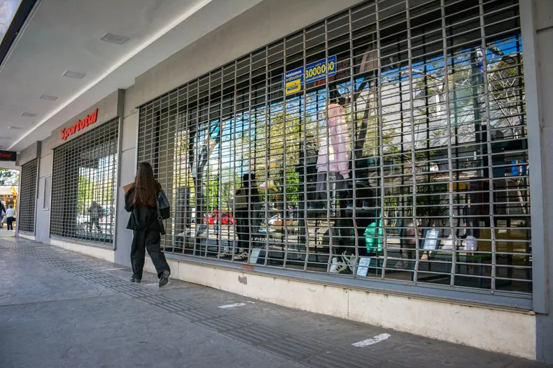 El microcentro sanjuanino, totalmente cerrado por el día del Empleado de Comercio