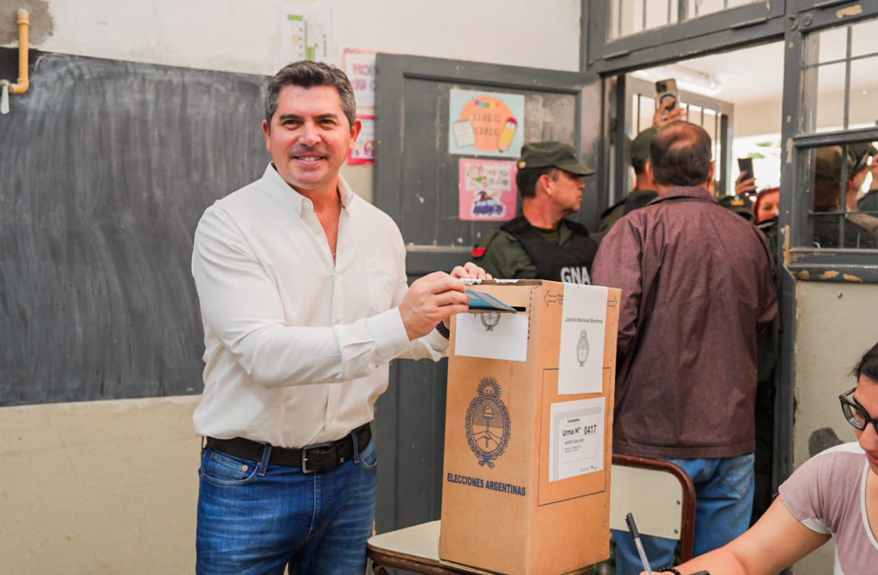 Orrego destacó la transparencia del sistema de Boleta Única y se mostró optimista tras emitir su voto