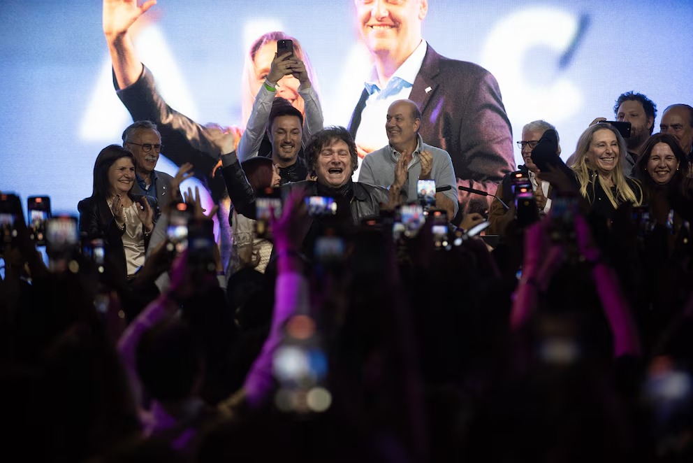 El mileismo gana en PBA, CABA, Córdoba, Santa Fe y Mendoza y obtiene más del 40% de los votos a nivel nacional