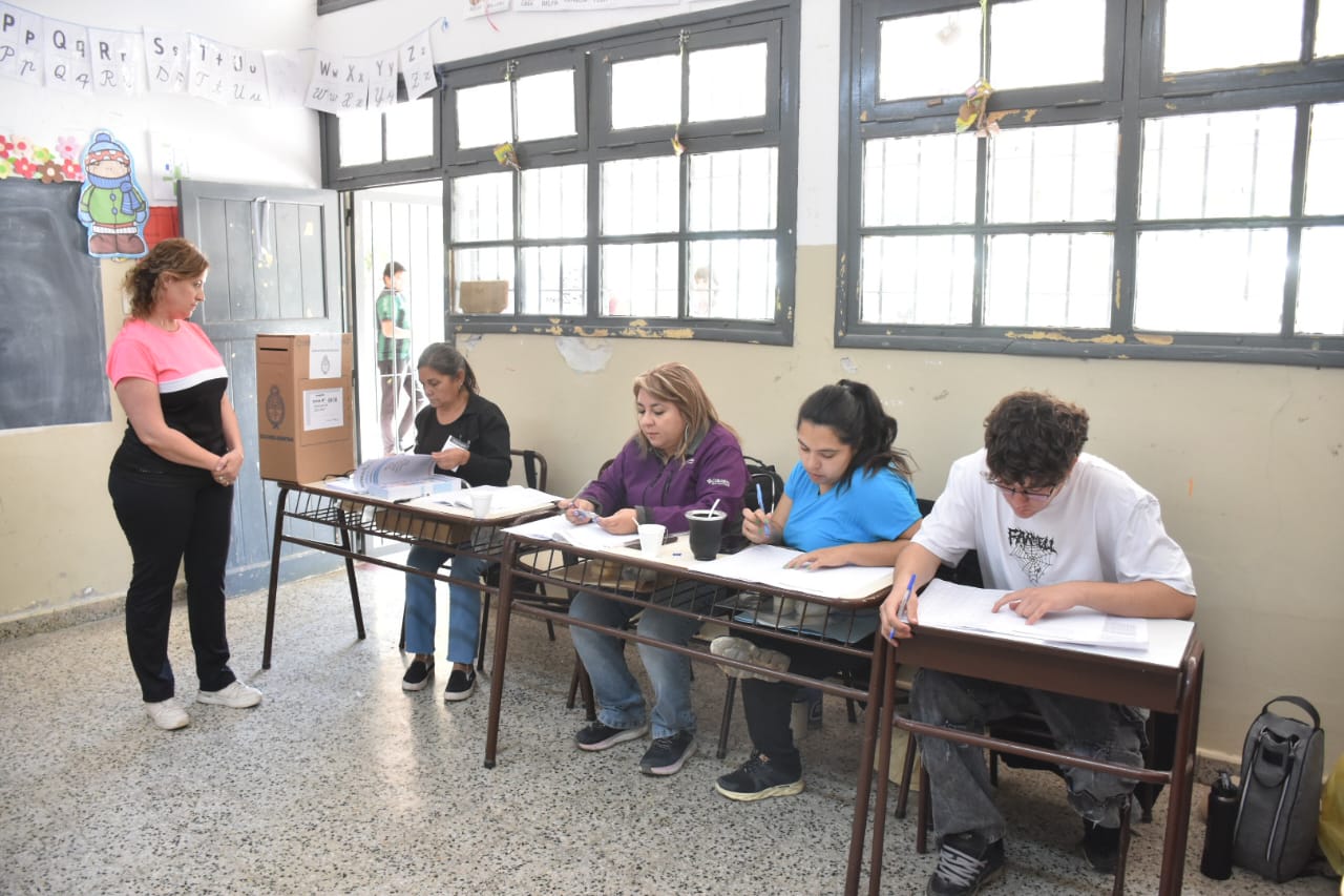 Récord de ausentismo: votó menos del 70% y se marca la participación más baja desde 1983