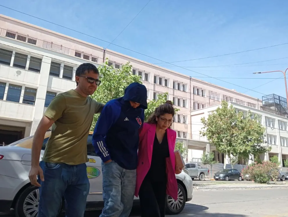 El acusado de matar a un hombre en la puerta de su casa, aseguró que es inocente