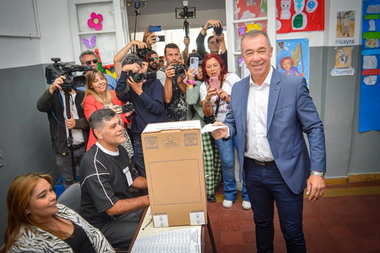 Fabián Martín tras ser electo, lo celebró y admitió que «la estrategia de jugar solos no fue la correcta»