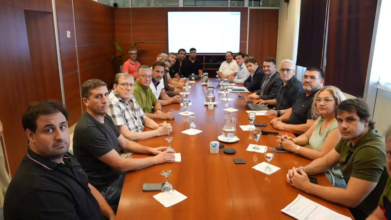 Referentes de la minería junto a Gobierno, presentaron el borrador de la Ley de Proveedores Mineros