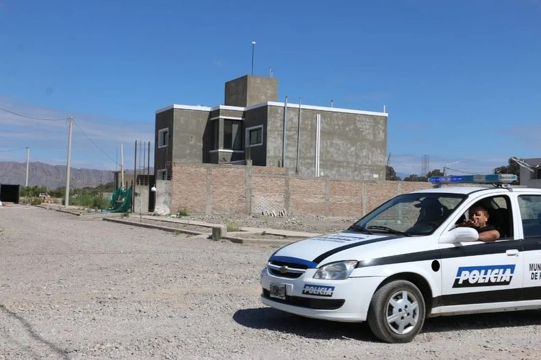Detuvieron a un empleado por una estafa millonaria contra una empresa de materiales de construcción