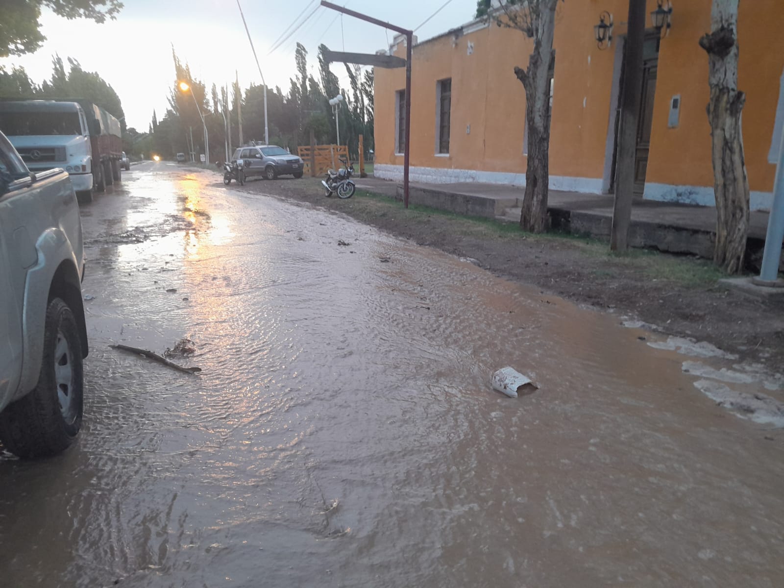 Desde el gobierno provincial confirmaron que hasta el momento no hubo evacuados por las lluvias