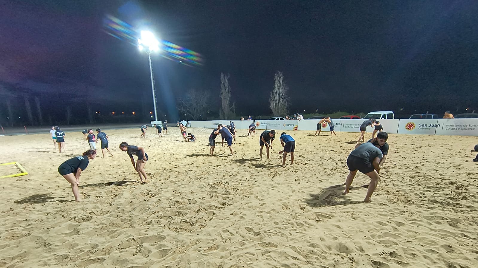 Cierre de temporada de la Escuela de Iniciación de Lucha de Playa
