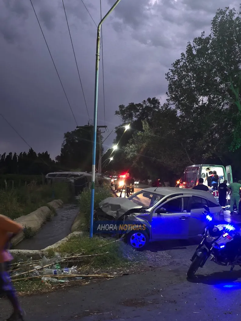 Un choque en Albardón terminó con 15 millones de pesos desparramados y denunciados como robados