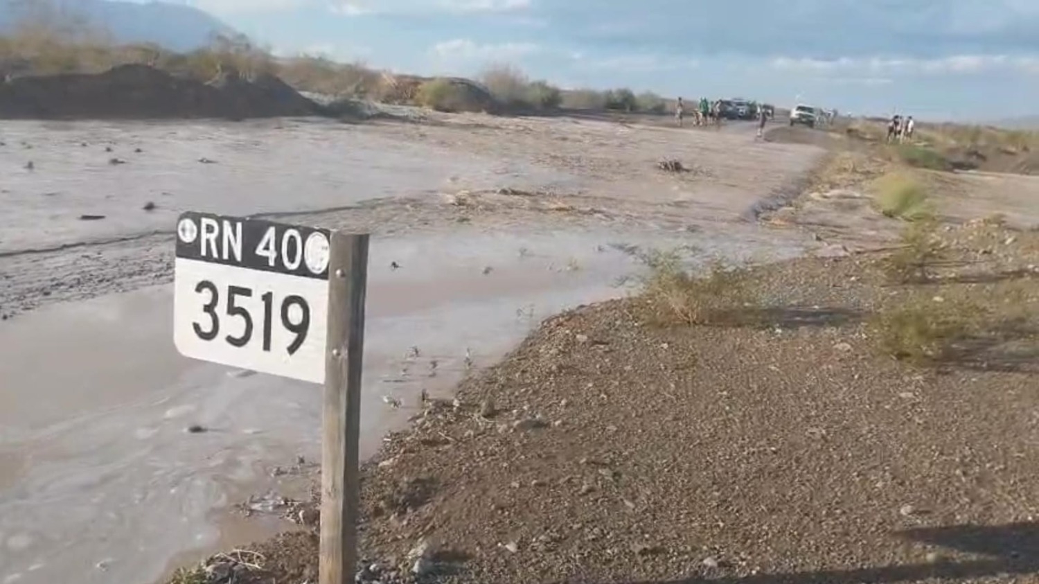 Fuerte temporal en Ullum obligó a cortar la RN 40 y la RP 149 por crecientes