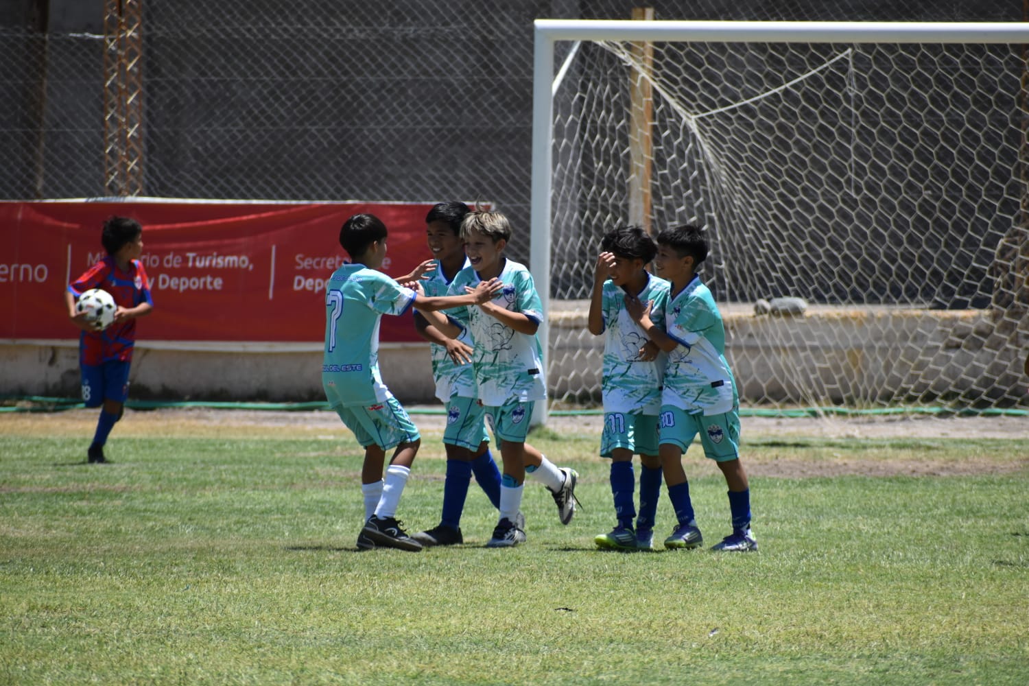 Mundialito de Trinidad: el fútbol infantil no se detiene y entra en zona de definiciones