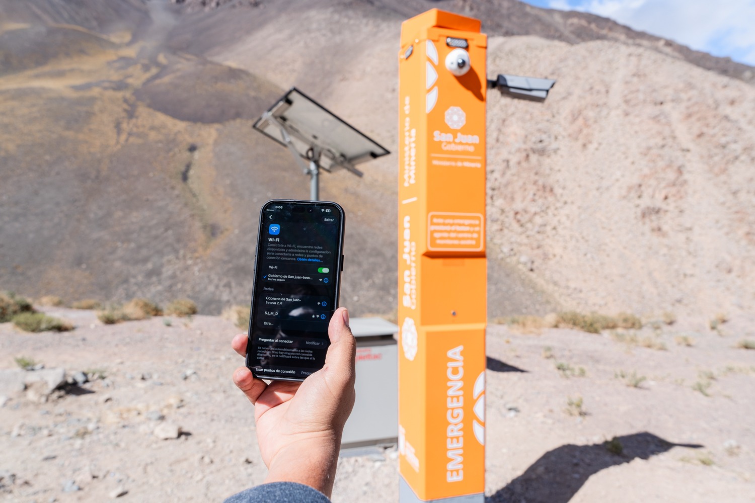 Ya está en funciones los cuatro tómets de emergencia y comunicación en el Paso de Agua Negra
