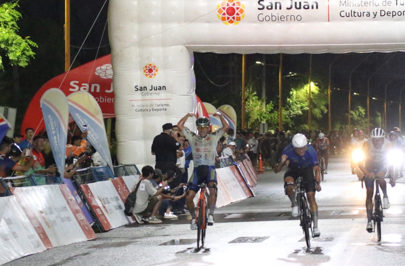 Kevin Castro se quedó con el Prólogo de la Vuelta a San Juan