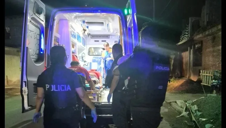Nació en plena calle: una mujer que no sabía que estaba embarazada, dio a luz de manera sorpresiva en 25 de Mayo
