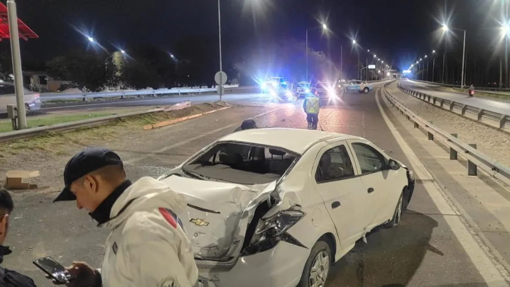 Conducía alcoholizado, se durmió al volante y protagonizó un fuerte choque en Circunvalación