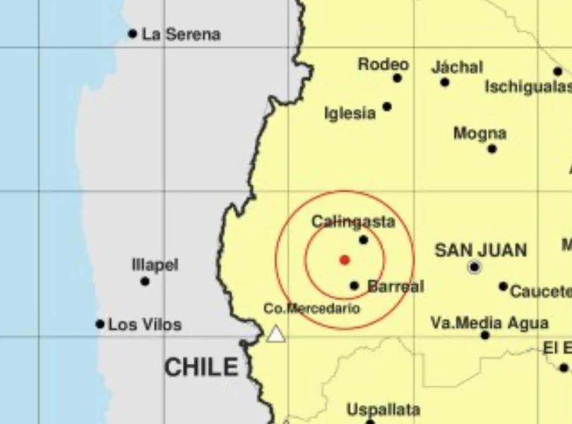 Un fuerte sismo sacudió la madrugada sanjuanina y se sintió en toda la provincia