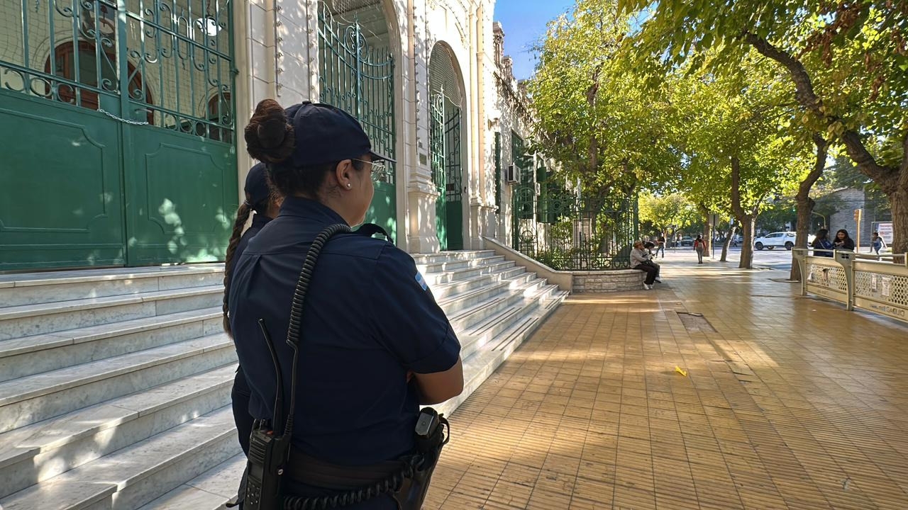 Amenaza de tiroteo en escuelas: jornada de operativos de prevención y monitoreo permanente del Gobierno