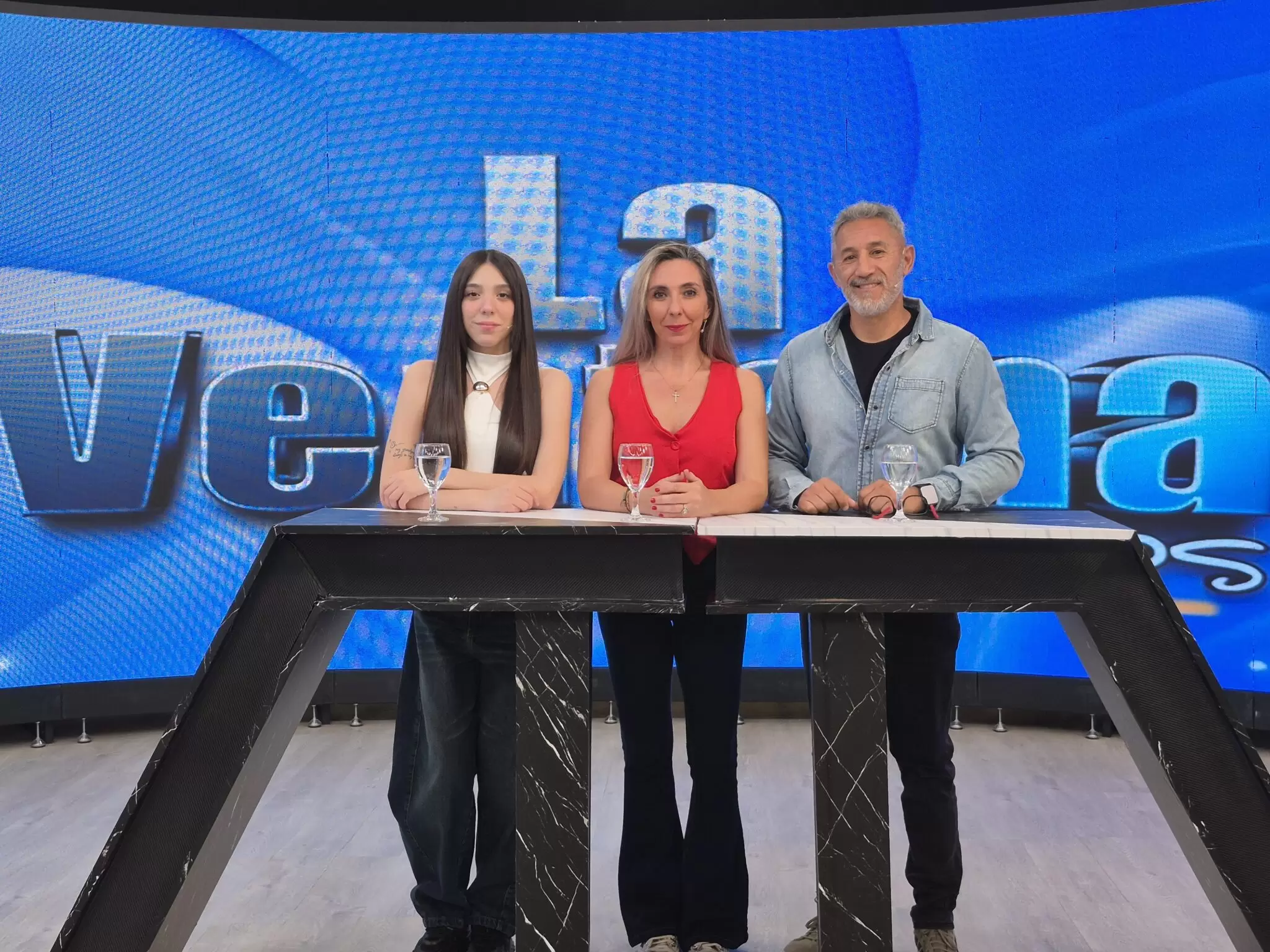 El show de preguntas y respuestas en La Ventana suma figuras locales