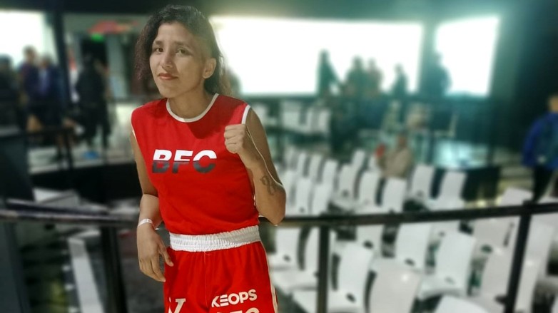 Natacha Heredia logró el título argentino profesional BFC de kickboxing