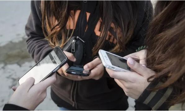 Retos virales: profesionales advierten el rol del adulto en la contención y cuidado