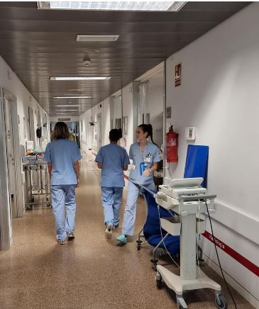 “Sumamos 80 profesionales,  para cubrir las 24 de atención en hospitales”