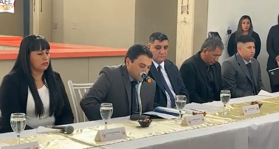 De 1:40 A 2:40, el cambio en el discurso de Atampiz