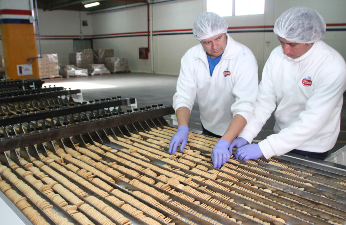 Rumores desmentidos: el Gobierno provincial confirmó que la fábrica de galletitas sigue operativa