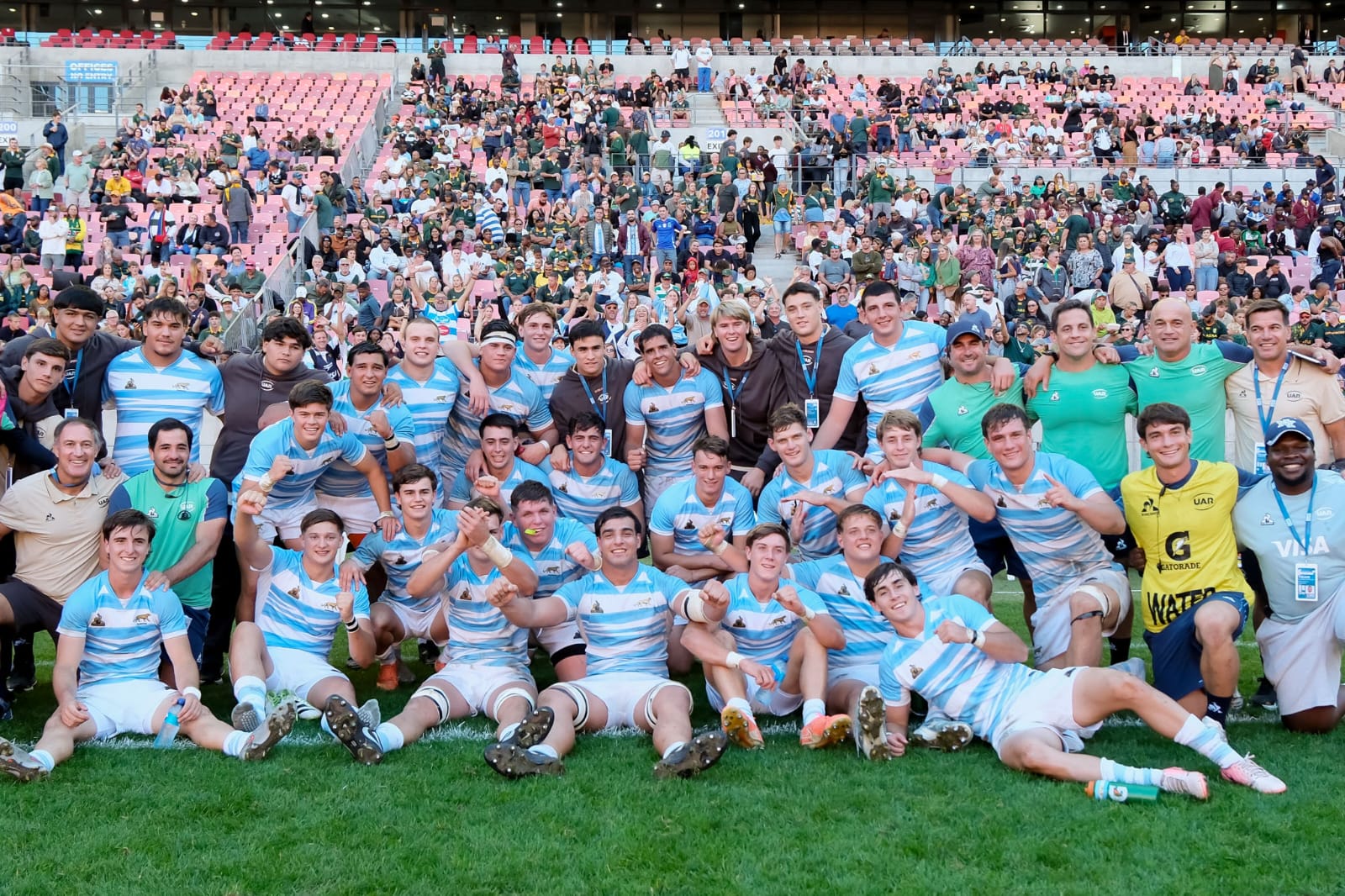 Manuel Cuneo titular en el triunfo ante los All Blacks
