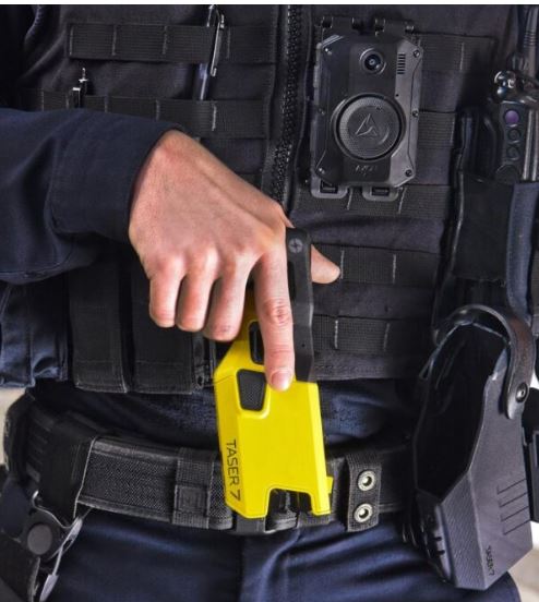 Seguridad pretende incorporar 800 Taser, para tareas de prevención y disuasión en la calle