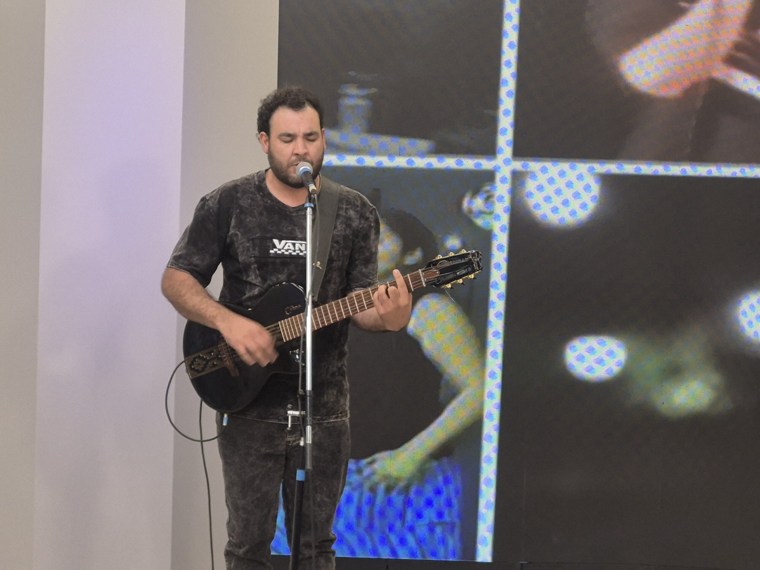 Rolando Bustos brilló en el Concurso de Intérpretes de La Ventana