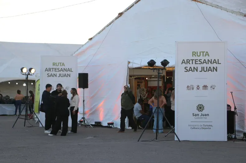 Suspendieron también la Feria Internacional de Artesanías por alerta climática en San Juan