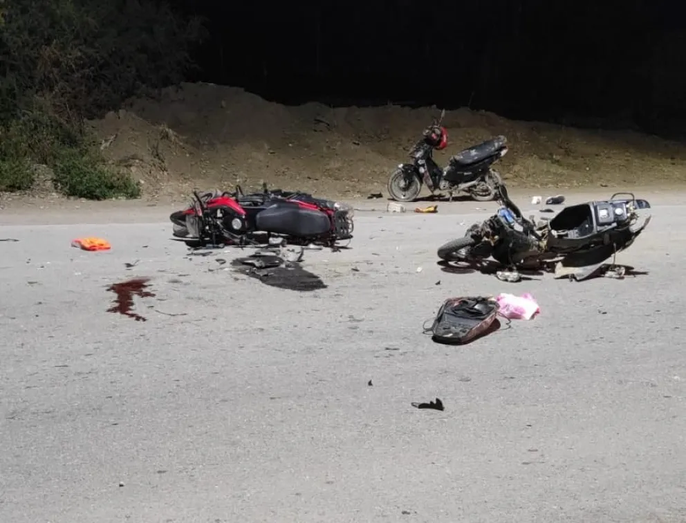Tragedia en Jáchal: murió un motociclista tras un violento choque entre dos motos en Tres Esquinas