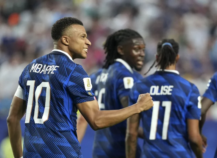 Con cuatro partidos concluye la segunda fecha del Mundial