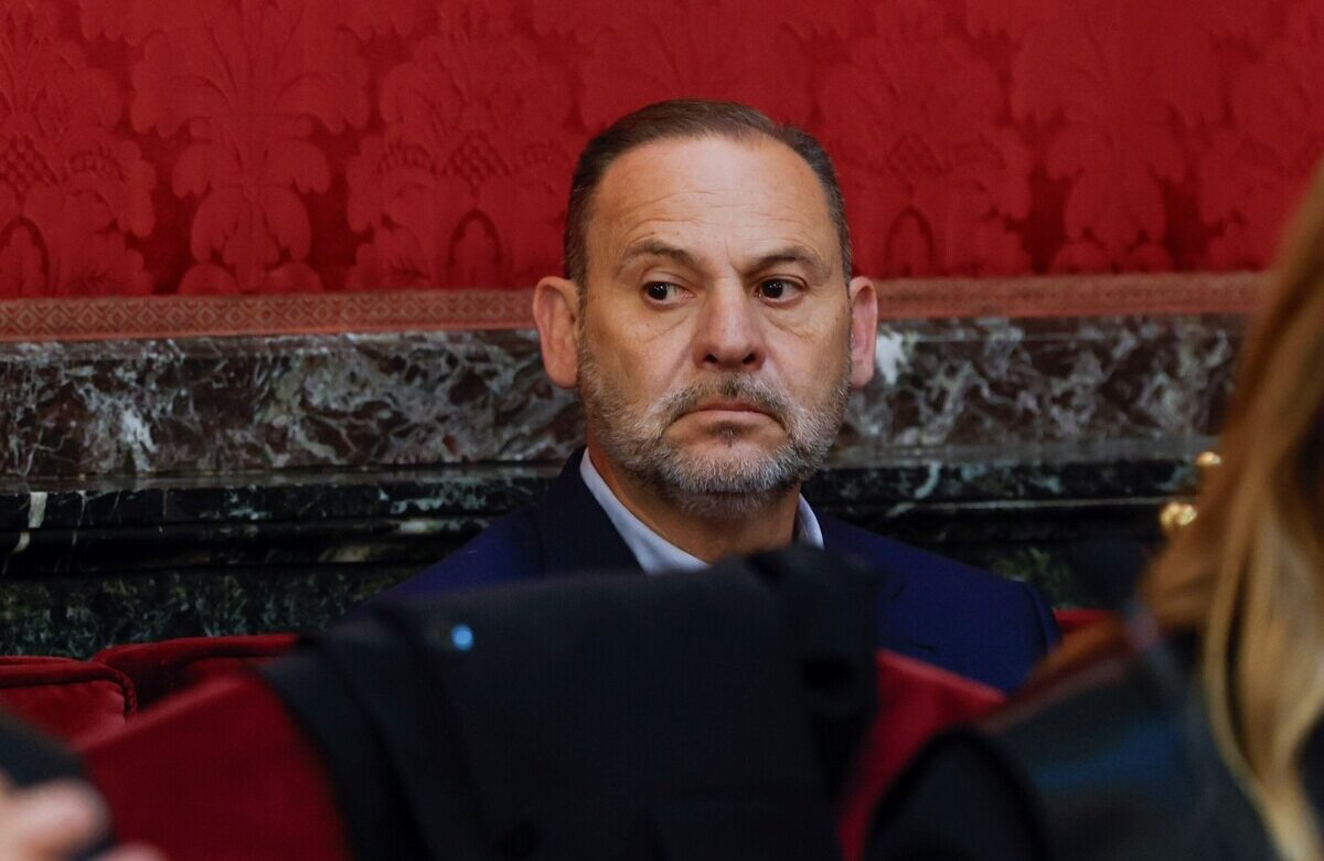 España: Condenan a 24 años de prisión a un ex ministro de Transportes