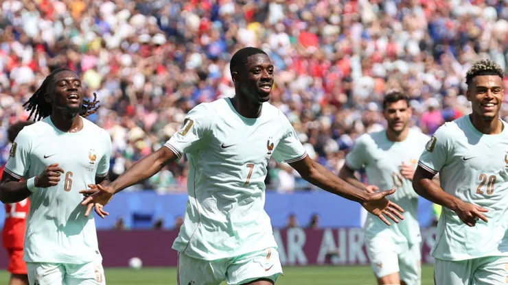 Francia y Senegal golearon por el grupo I del Mundial
