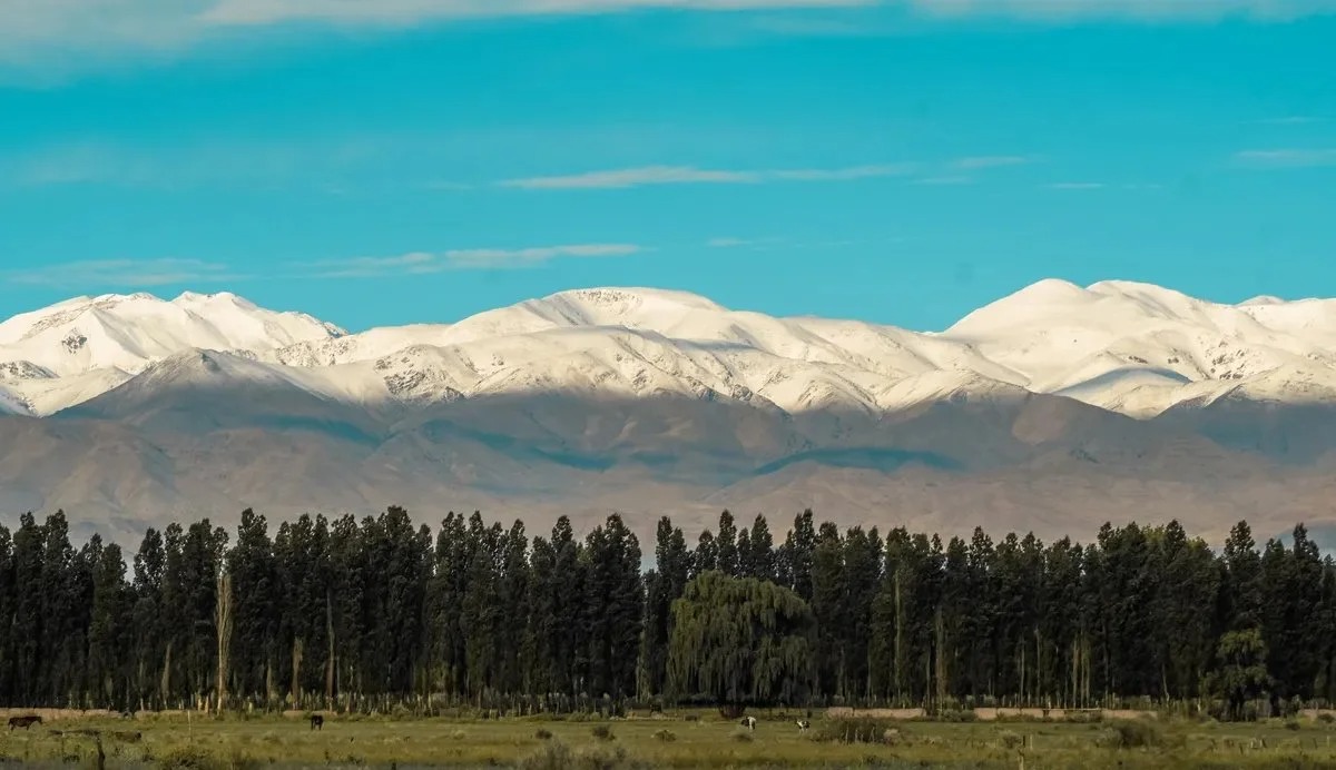 La nieve llegó tarde a la cordillera sanjuanina