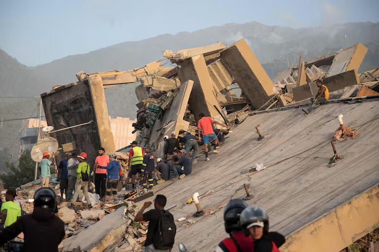 Venezuela decretó siete días de duelo nacional tras los terremotos